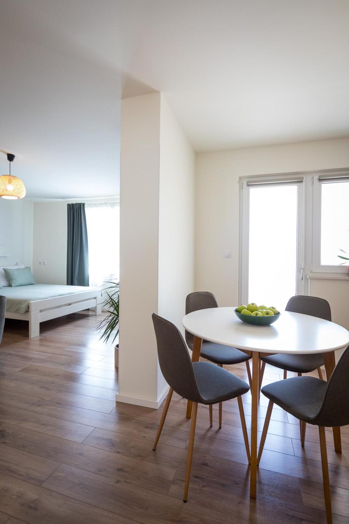 Cozy & Kali Apartment